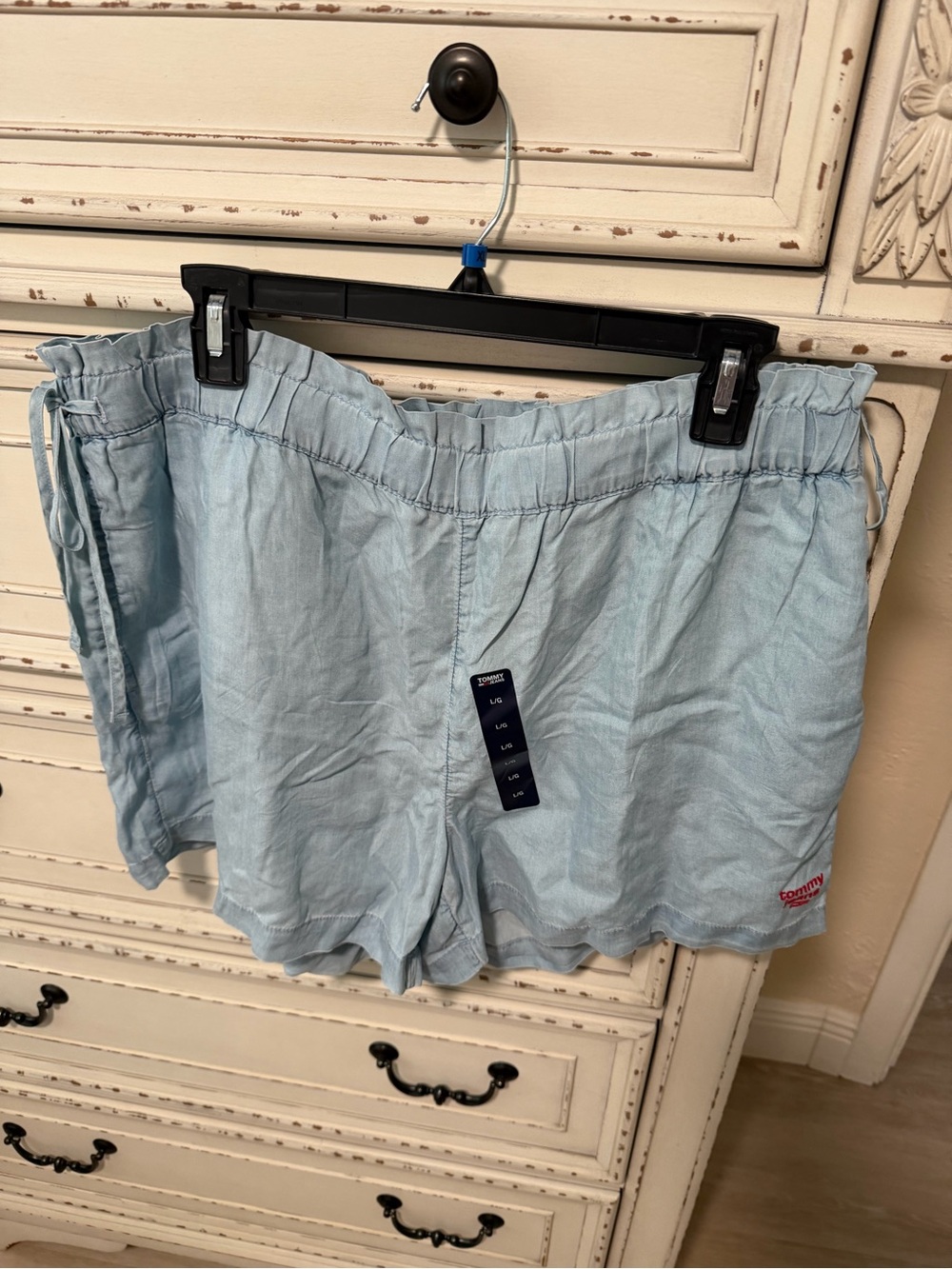Tommy Hilfiger Pale Blue Women's Pull-On Linen Shorts